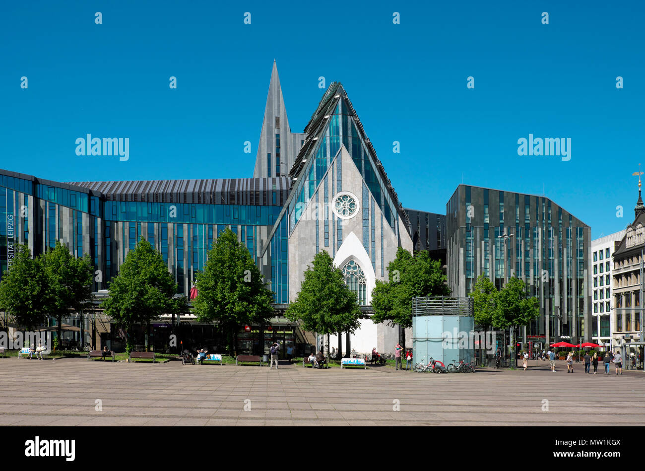 Augustusplatz mit Universität und Paulinum, Leipzig, Sachsen, Deutschland Stockfoto