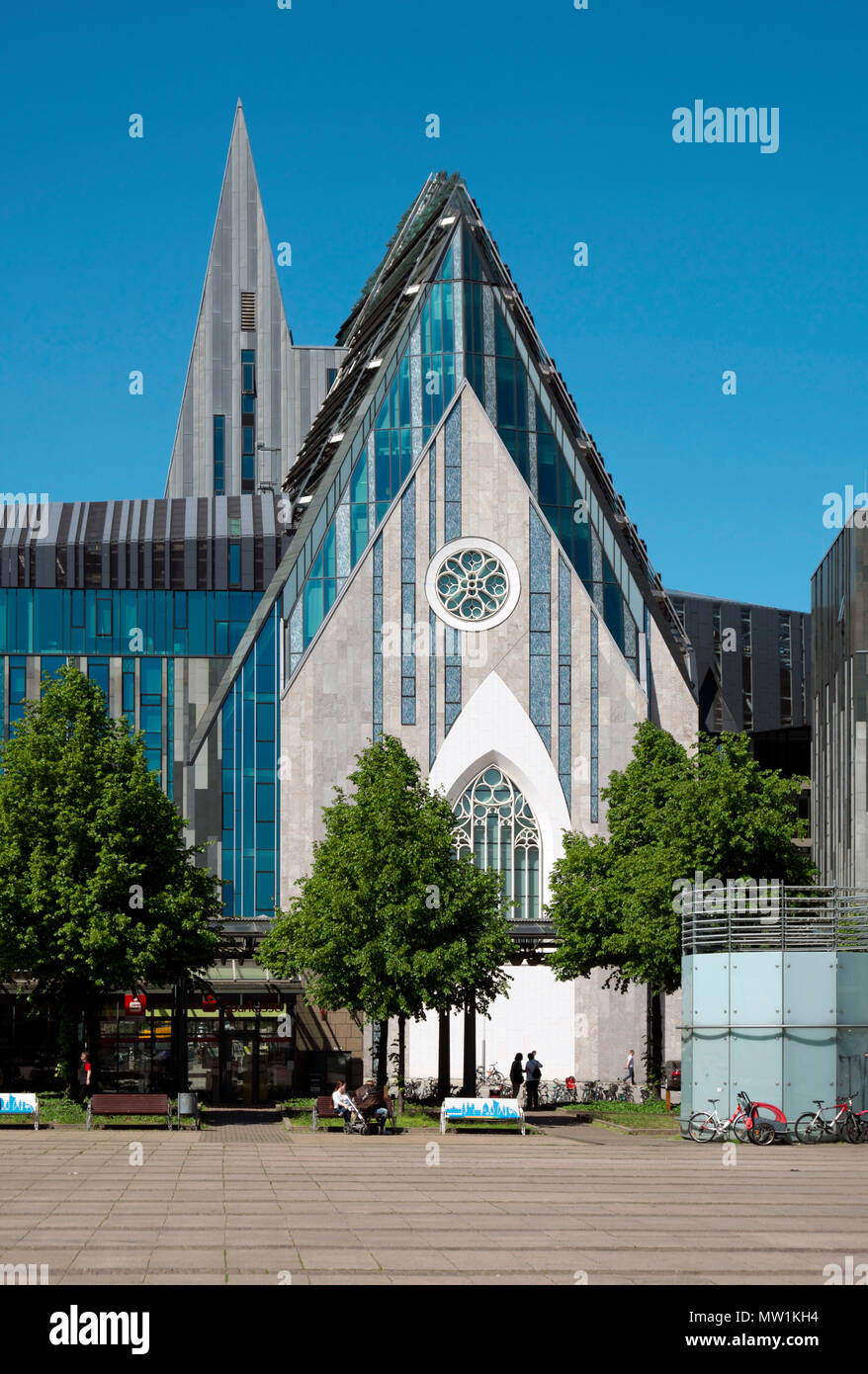 Augustusplatz mit Paulinum, Leipzig, Sachsen, Deutschland Stockfoto