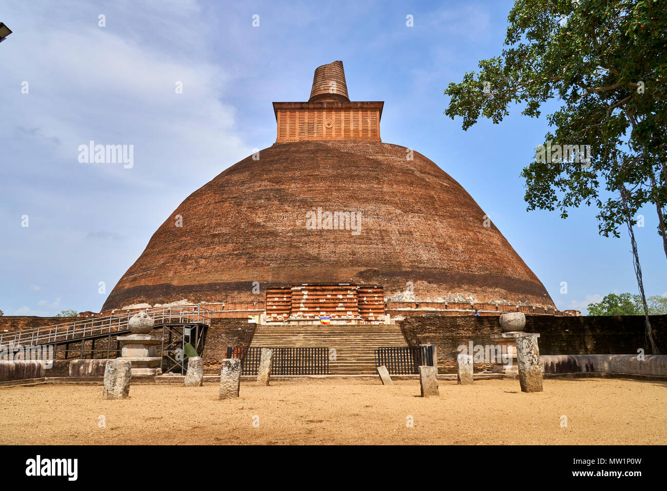 Die heiligen Welthöchste Stupa in Anuradhapura, Sri Lanka Stockfoto