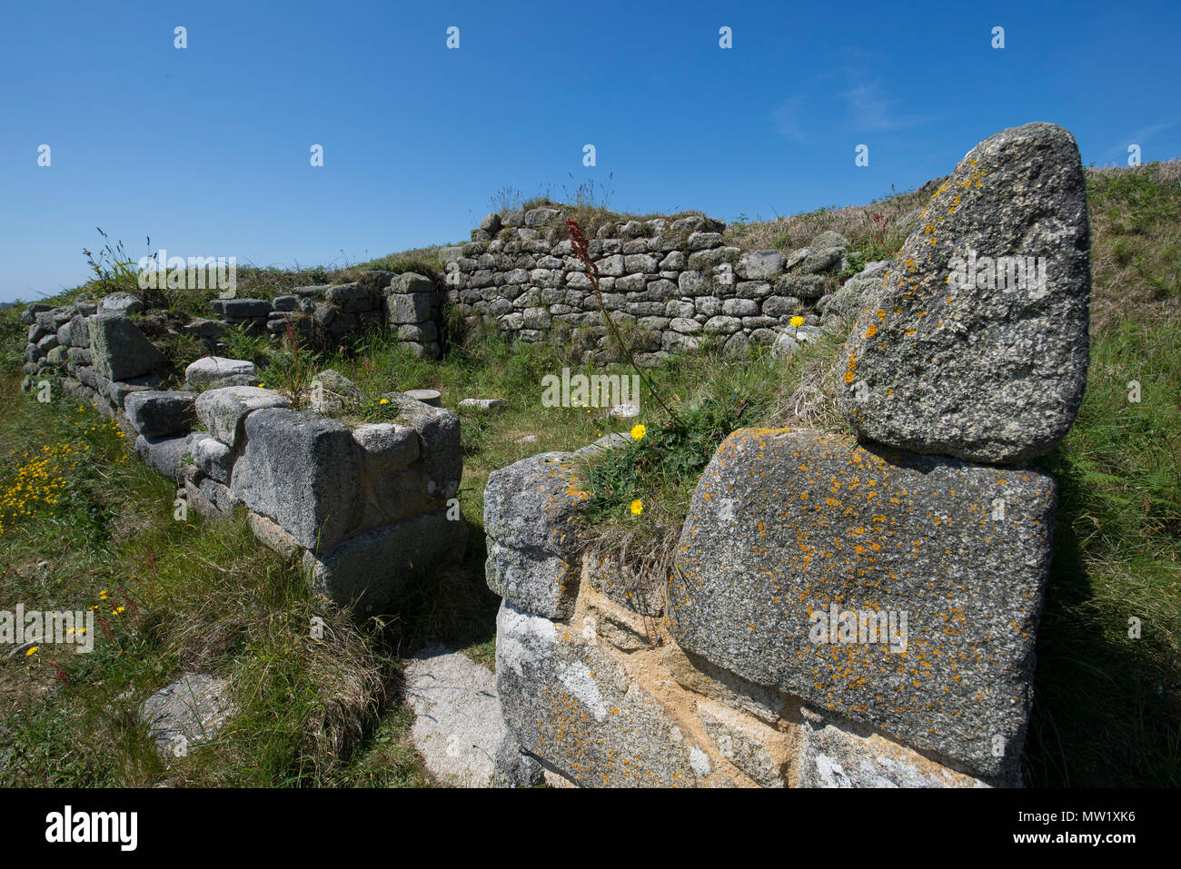 Verlassene Hütten auf Samson Insel Stockfoto