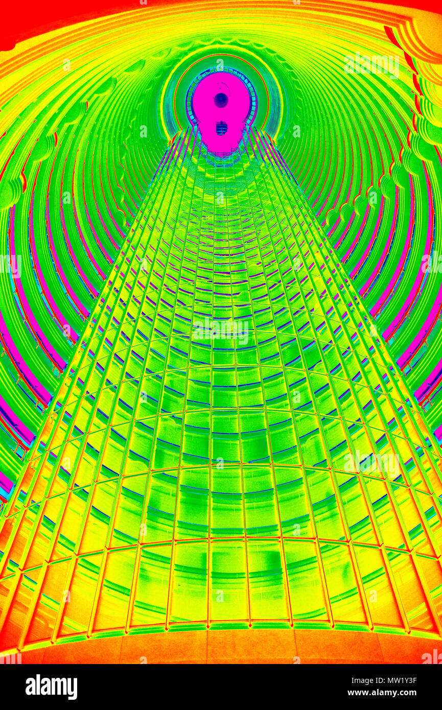 Hotel Lobby von Jin Mao Tower, Suche innerhalb des 34 Stockwerke hohen Speicherplatz (in PS, Pop Art Stil), Shanghai, China Stockfoto