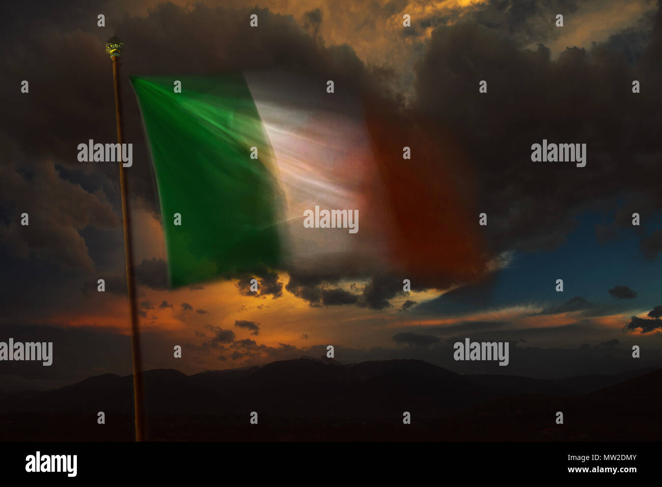 tricolore, italienische Flagge. Rom, Italien, Europa Stockfoto