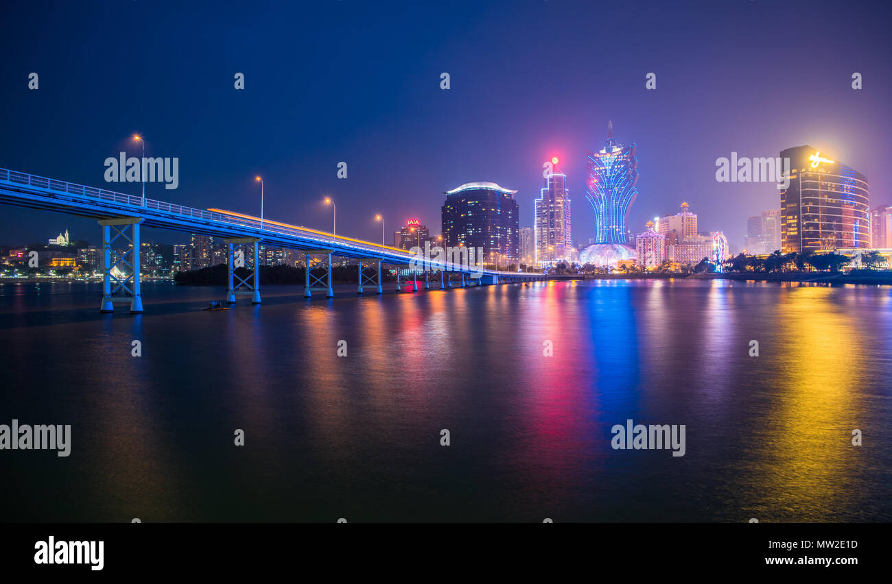 Macau City Skyline bei Nacht Stockfoto