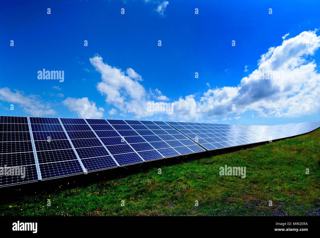 Solar Panels. Der Auvergne. Frankreich Stockfoto