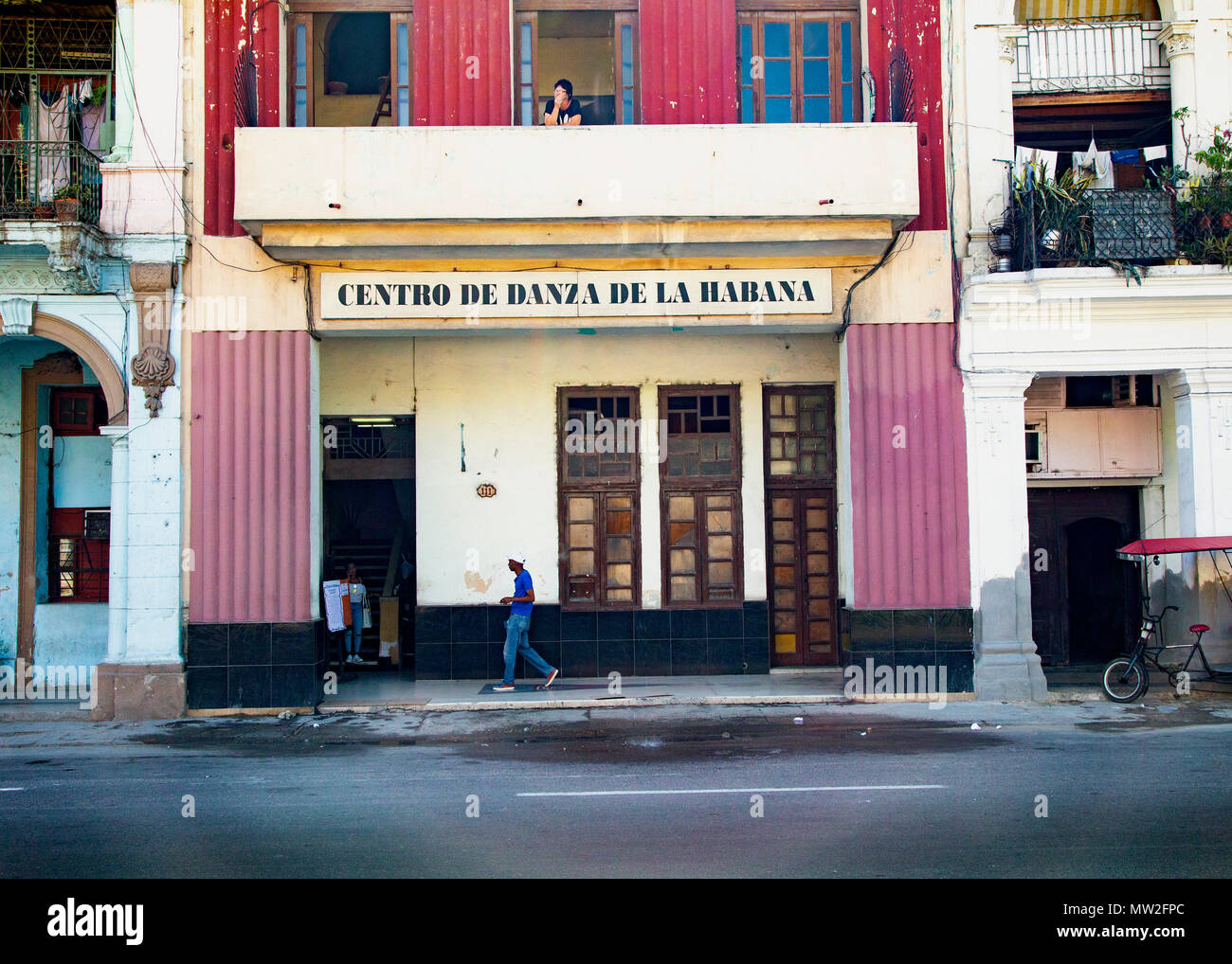 Paseo de Martí, La Habana, Kuba, berühmt für die koloniale alter Gebäude ist, viele jetzt Leider verfallen Stockfoto