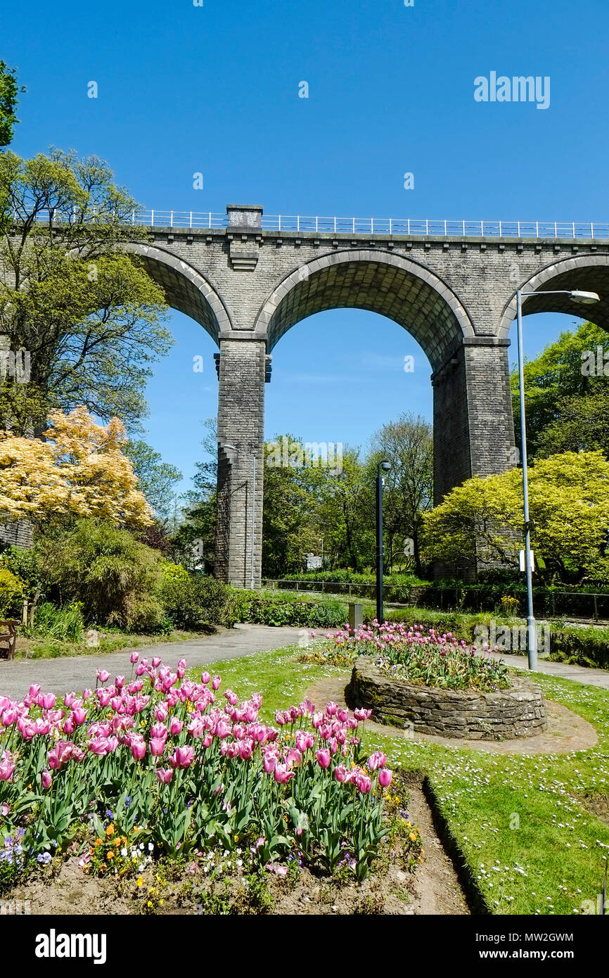 Trenance Viadukt in einem denkmalgeschützten Struktur in Newquay Cornwall. Stockfoto