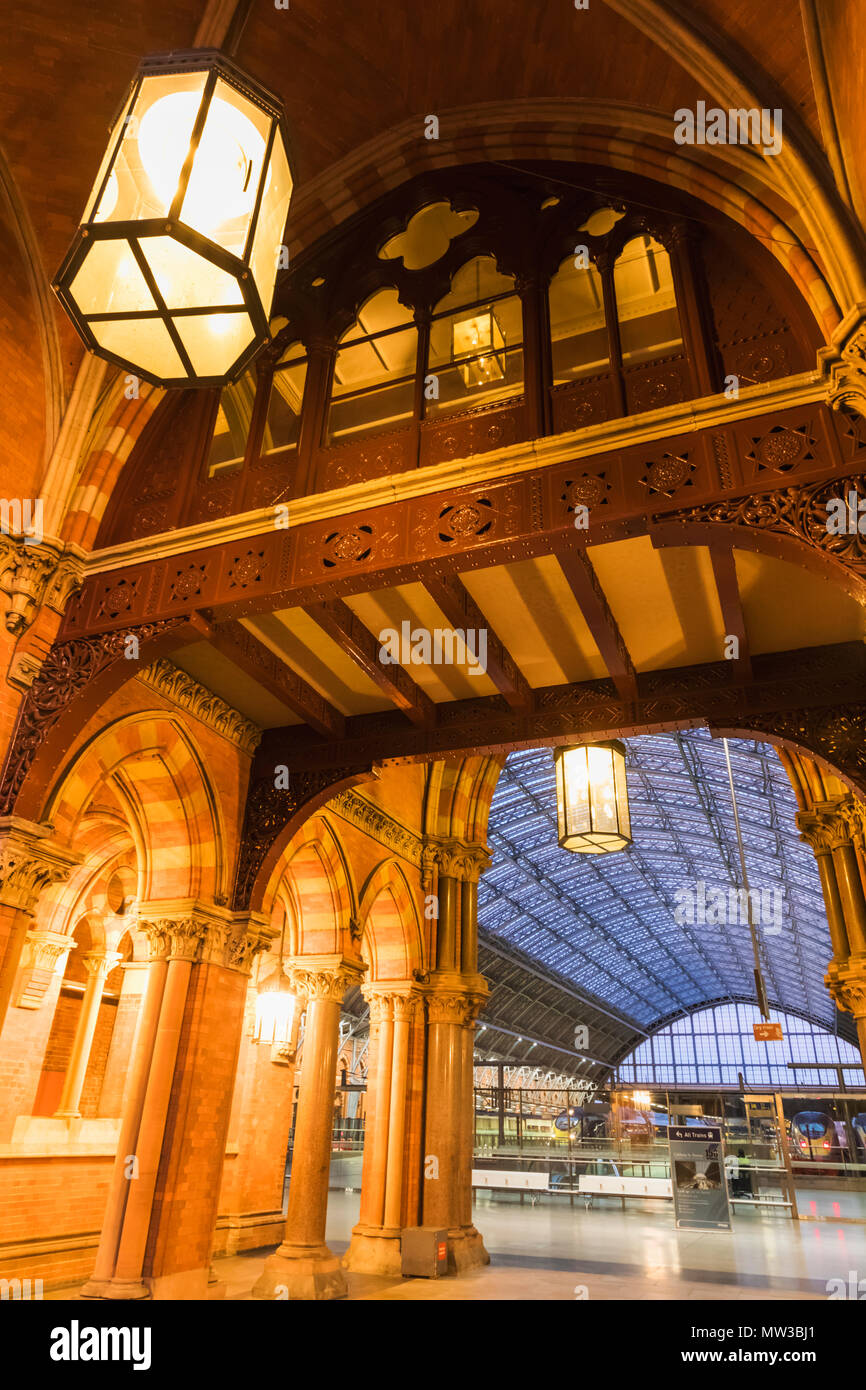 England, London, Kings Cross, St. Pancras Bahnhof Stockfoto