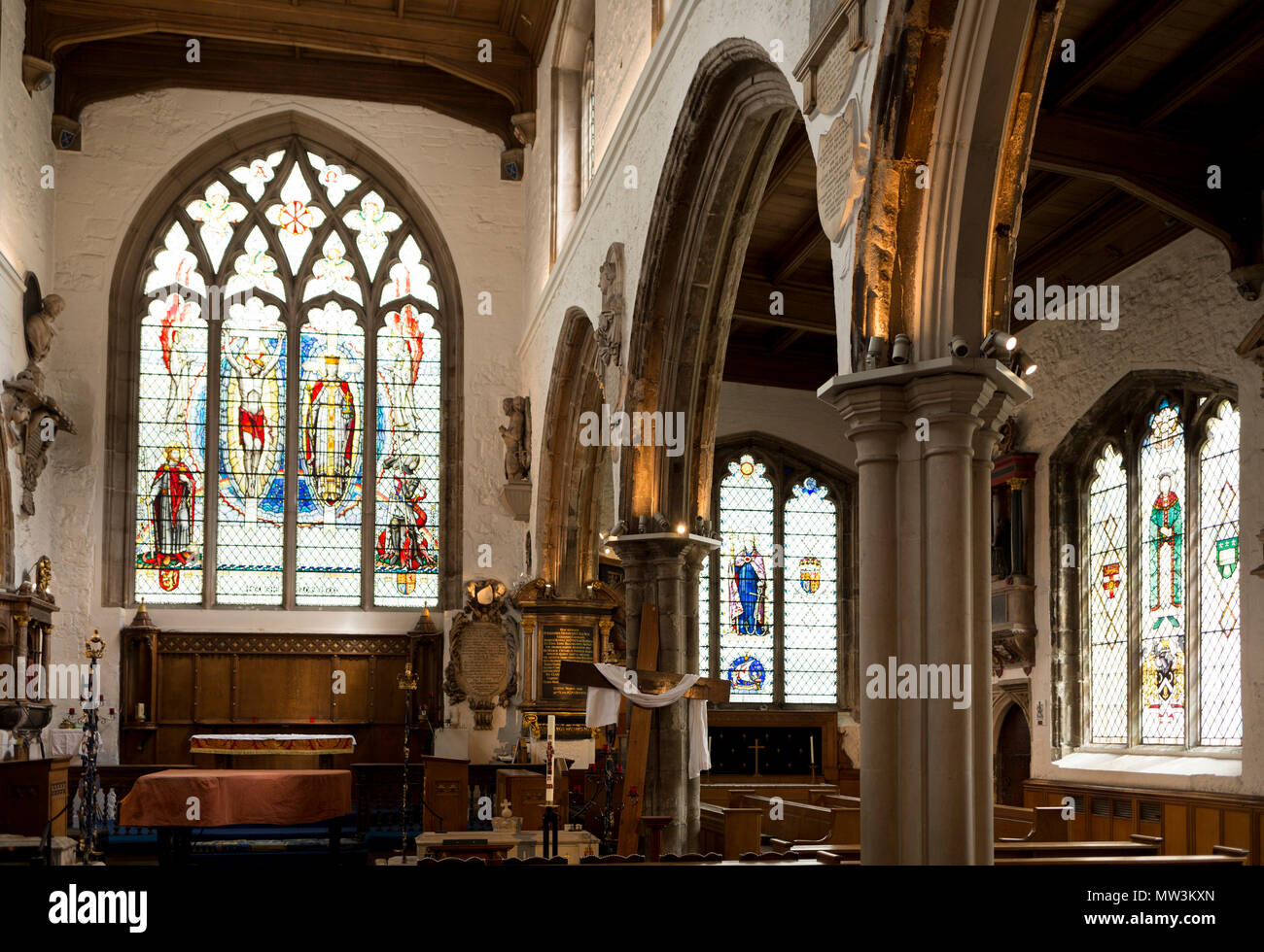 Der Innenraum von St. Olave's Kirche an der Ecke Seething Lane in der City von London, am 30. Mai 2018 in London, England. Stockfoto