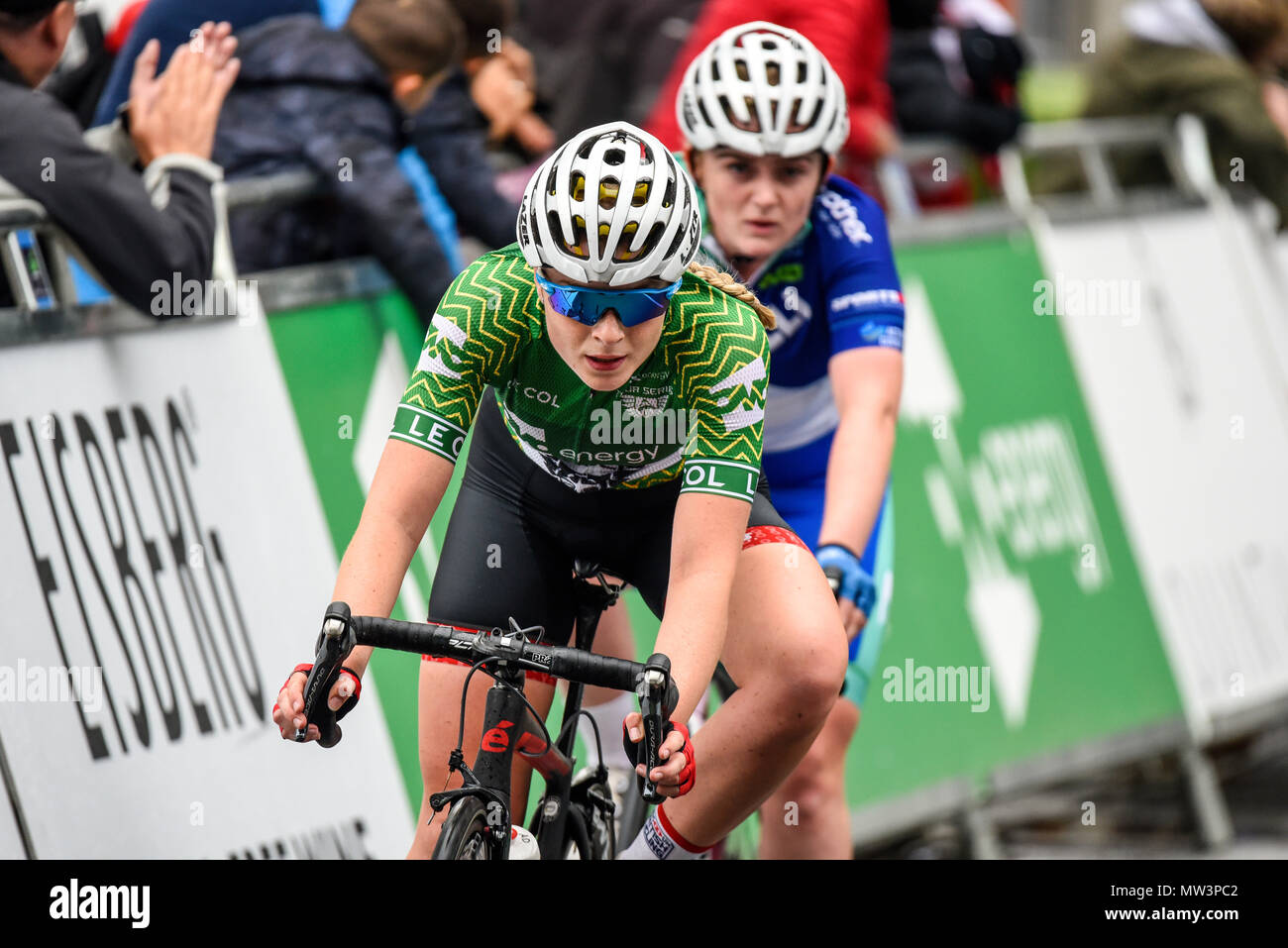 Abbie Dentus von Team Breeze racing in der Elite Frauen 2018 OVO Energy Tour Serie Radrennen im Wembley, London, UK. Runde 7 Bike Race. Stockfoto