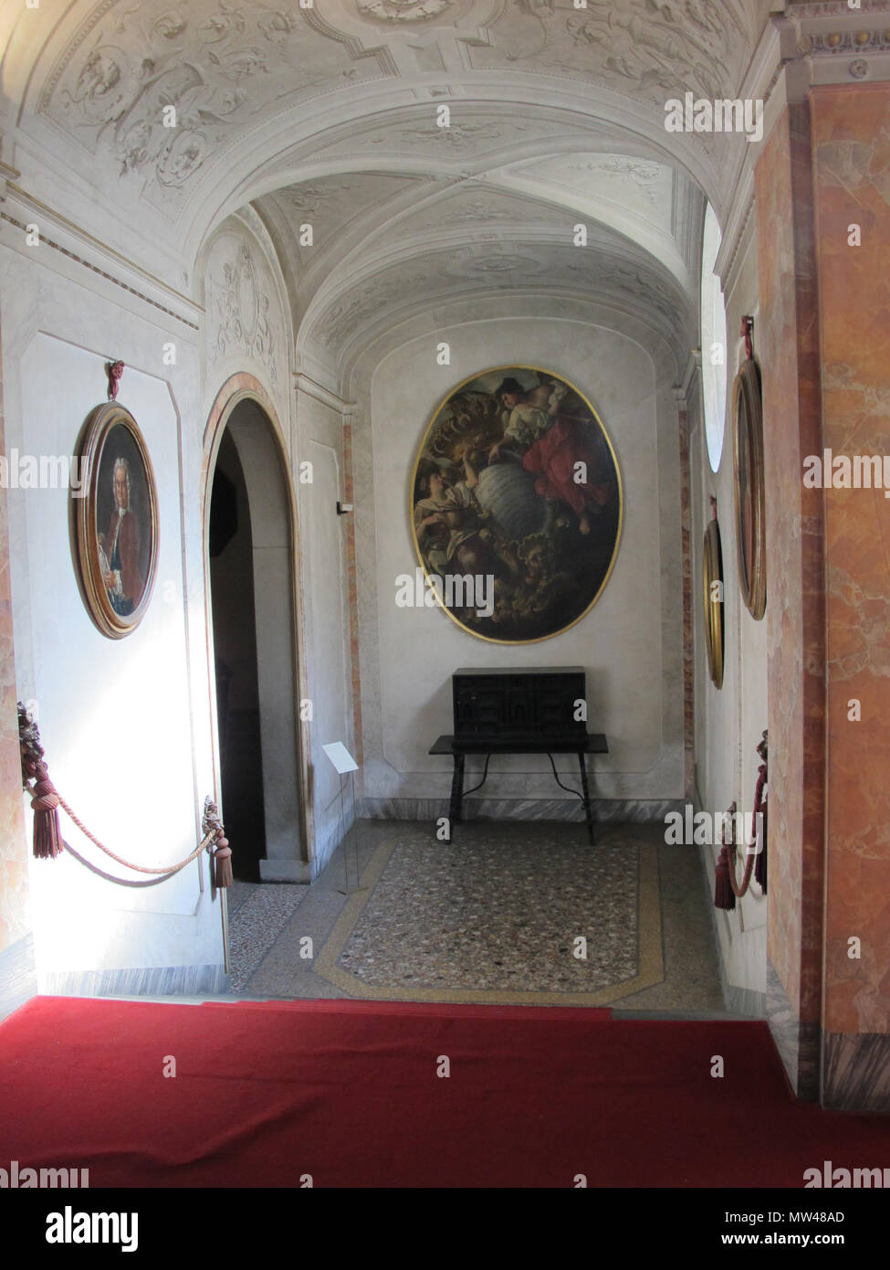 . Palazzo Mansi, androne. Siehe Dateiname oder Kategorie 464 Palazzo Mansi, androne Stockfoto