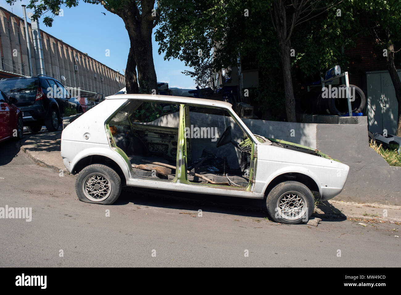 Auto ohne türen -Fotos und -Bildmaterial in hoher Auflösung – Alamy