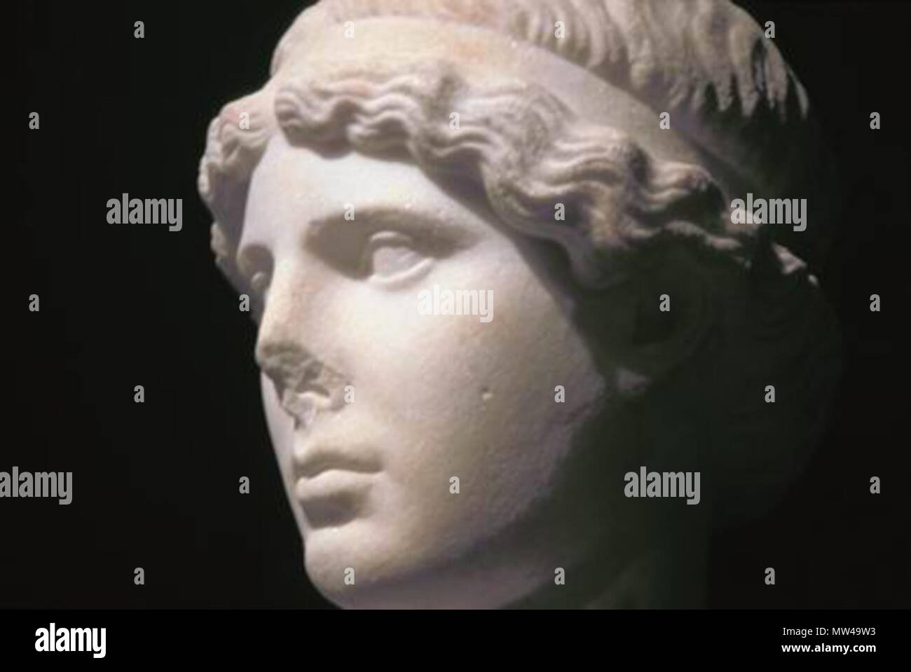 . Athena Lemnia, copia Romana in marmo Bianco di originale Greco in Bronzo, rinvenuta al Rione Terra (Pozzuoli), oggi al Museo archeologico dei Campi Flegrei, Bacoli, Napoli. Ich s. AC-I s d, c. Unbekannt 61 Atena Lemnia Pozzuoli Stockfoto