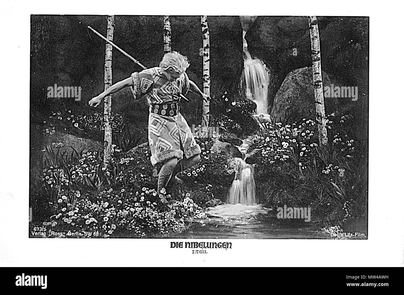 . Siegfrieds Tod.jpg. ca. 1924. Produzent Fritz Lang. Siegfried von Paul Richter. Restaurierung durch Vitold Muratov 557 Siegfrieds Tod Stockfoto