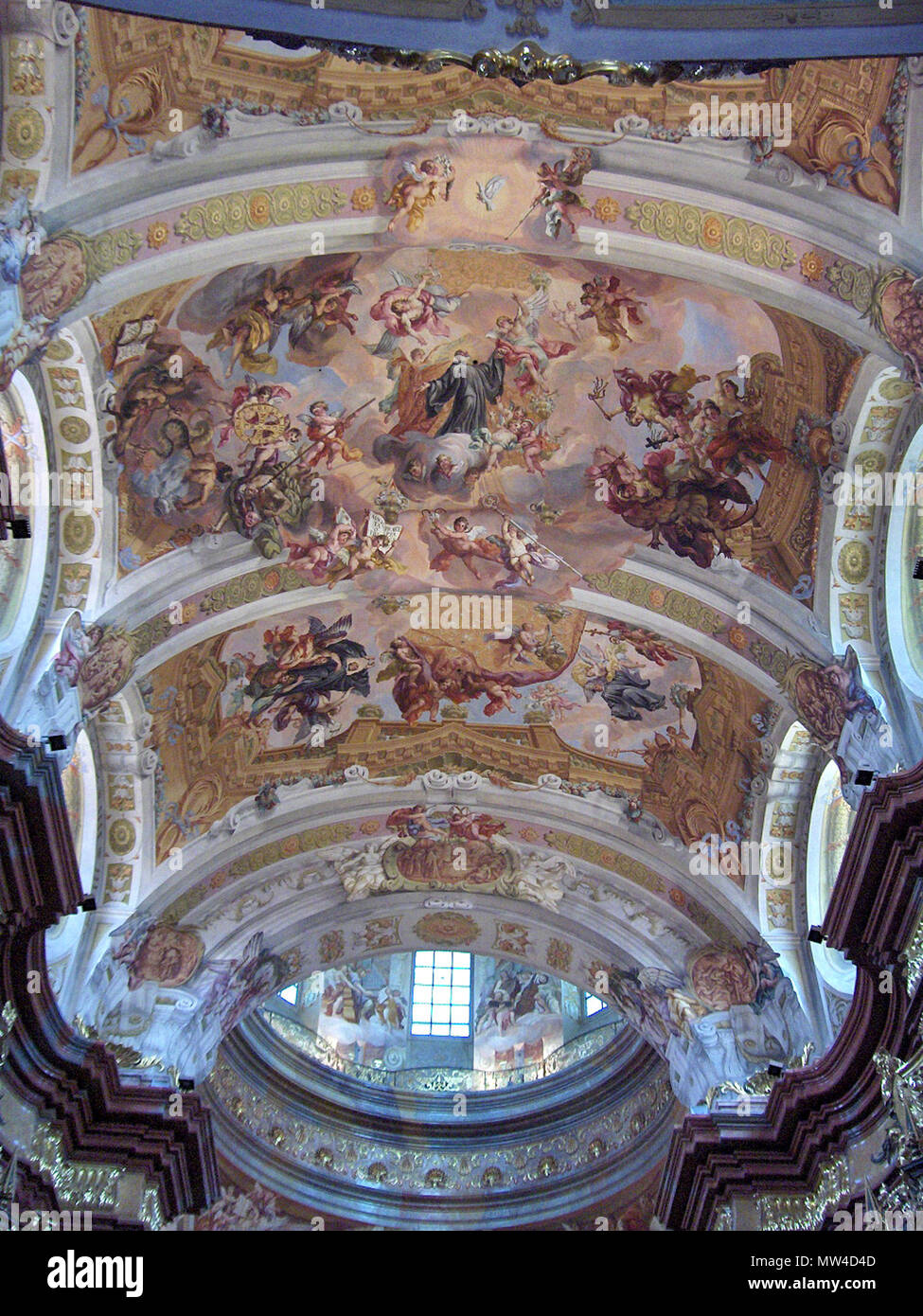 . Deckenfresko von t. Benedikt's triumphalen Aufstieg zum Himmel" von Johann Michael Rottmayr (1721); das Stift Melk, Österreich. 23. Juni 2006. Georges Jansoone 411 Melk 55 Stockfoto