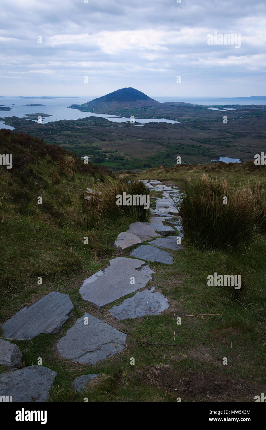 Die Diamond Mountain Trail in den Connemara National Park Stockfoto