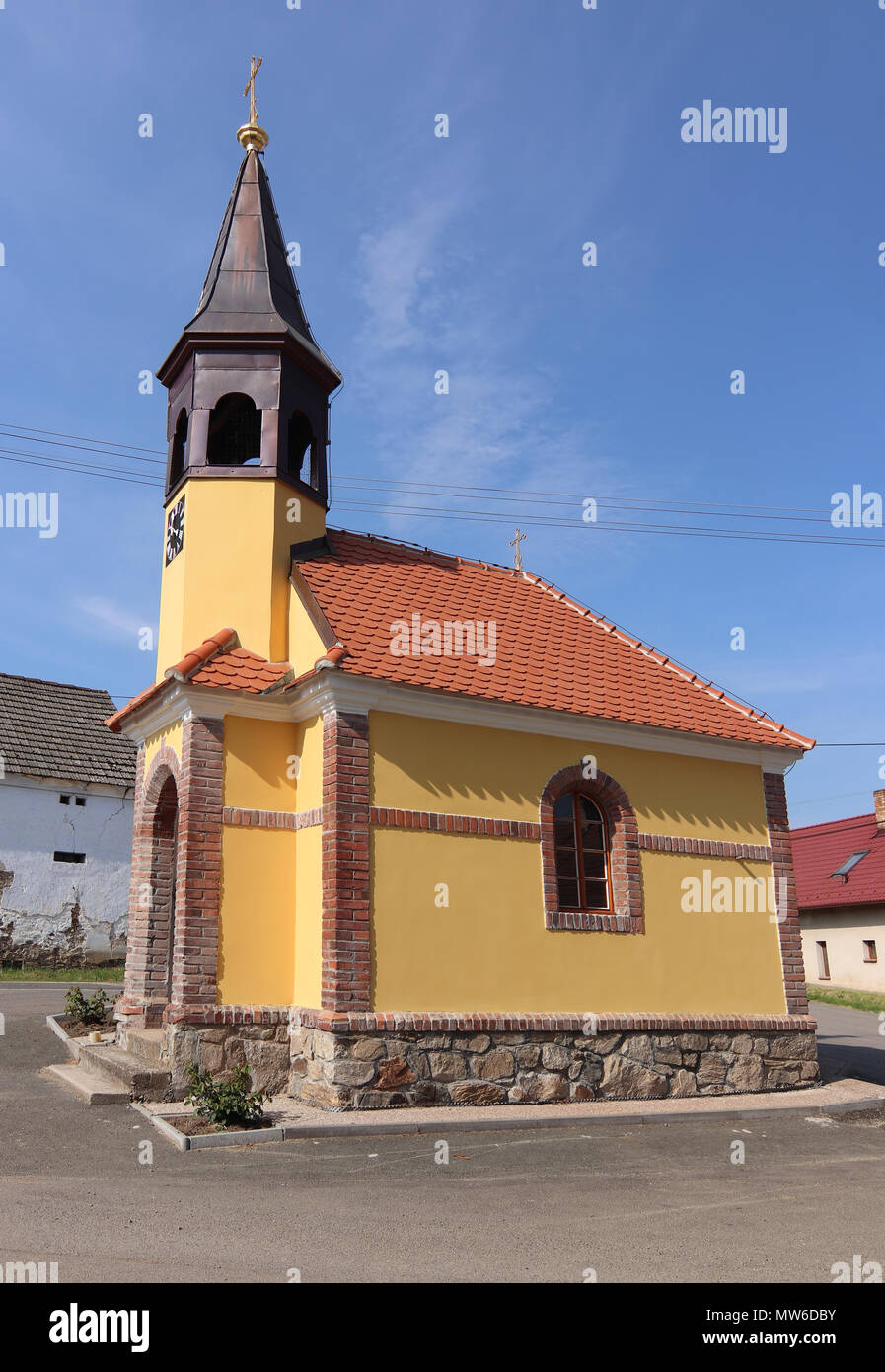 Kapelle St. Anna in Tichonice Dorf, Tschechische Republik Stockfoto