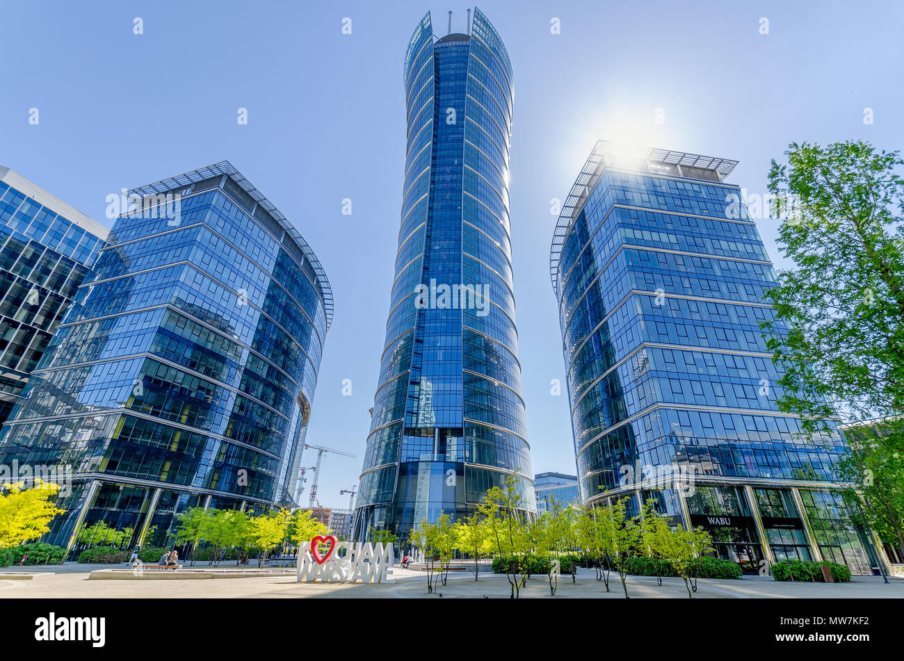 Warschau, Polen. Europäische Square und Warschau Spire, das höchste Bürogebäude in Warschau (220 m.) Stockfoto