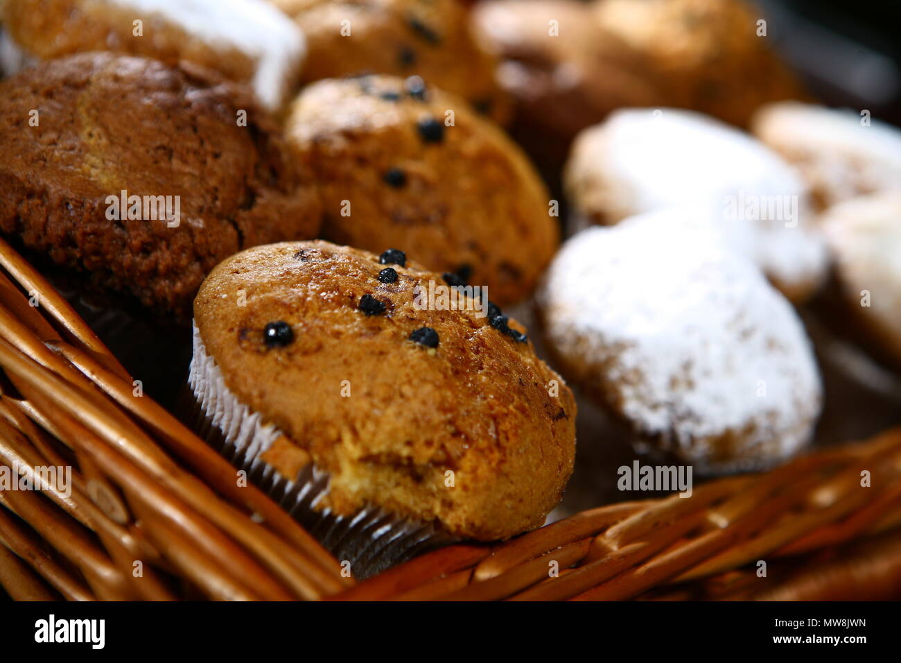 In der Nähe von frisch gebackenen hausgemachte Muffins Stockfoto