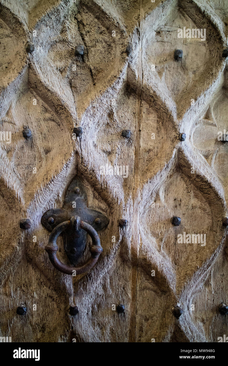 Kathedrale mittelalterliche Tür detail Stockfoto