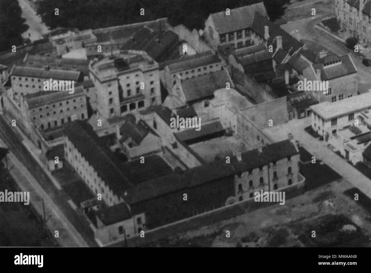 . Deutsch: Das Cork County Jail (erbaut 1814 - 1818) ist das halbkreisförmige Gebäude in der Mitte des Fotos. 27 August 2014, 22:55:45. Cork Rat 143 Cork County Gefängnis Stockfoto