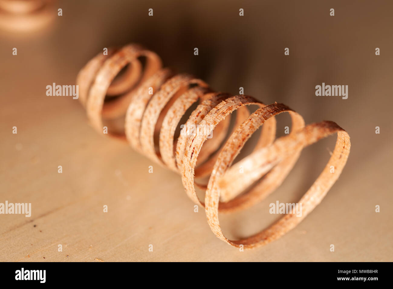 Locken aus Holz. Stockfoto