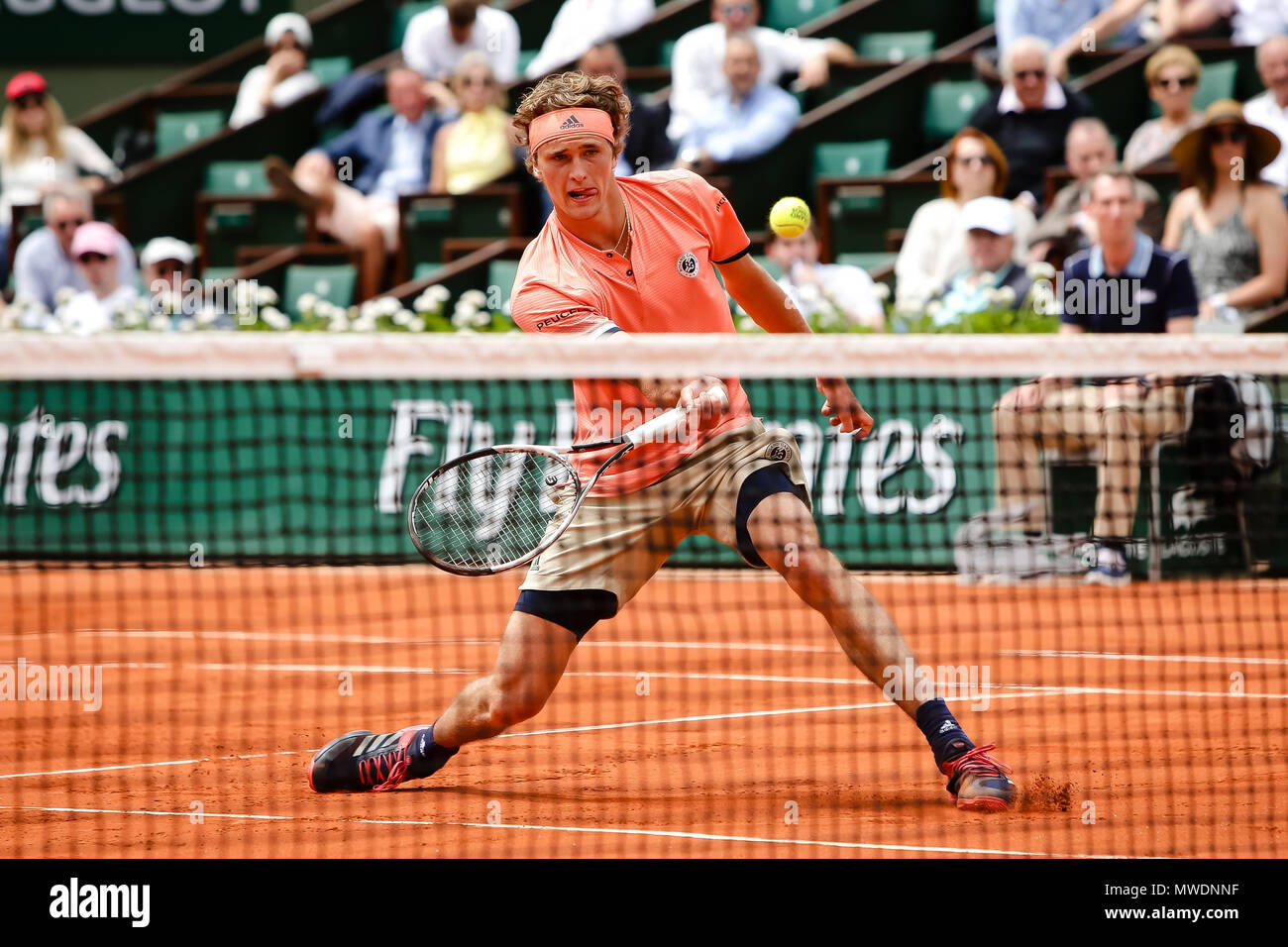 Paris, Frankreich. 1. Juni 2018. Alexander Zverev Deutschlands während seiner dritten Runde singles Match am Tag 6 in 2018 French Open in Roland Garros. Credit: Frank Molter/Alamy leben Nachrichten Stockfoto