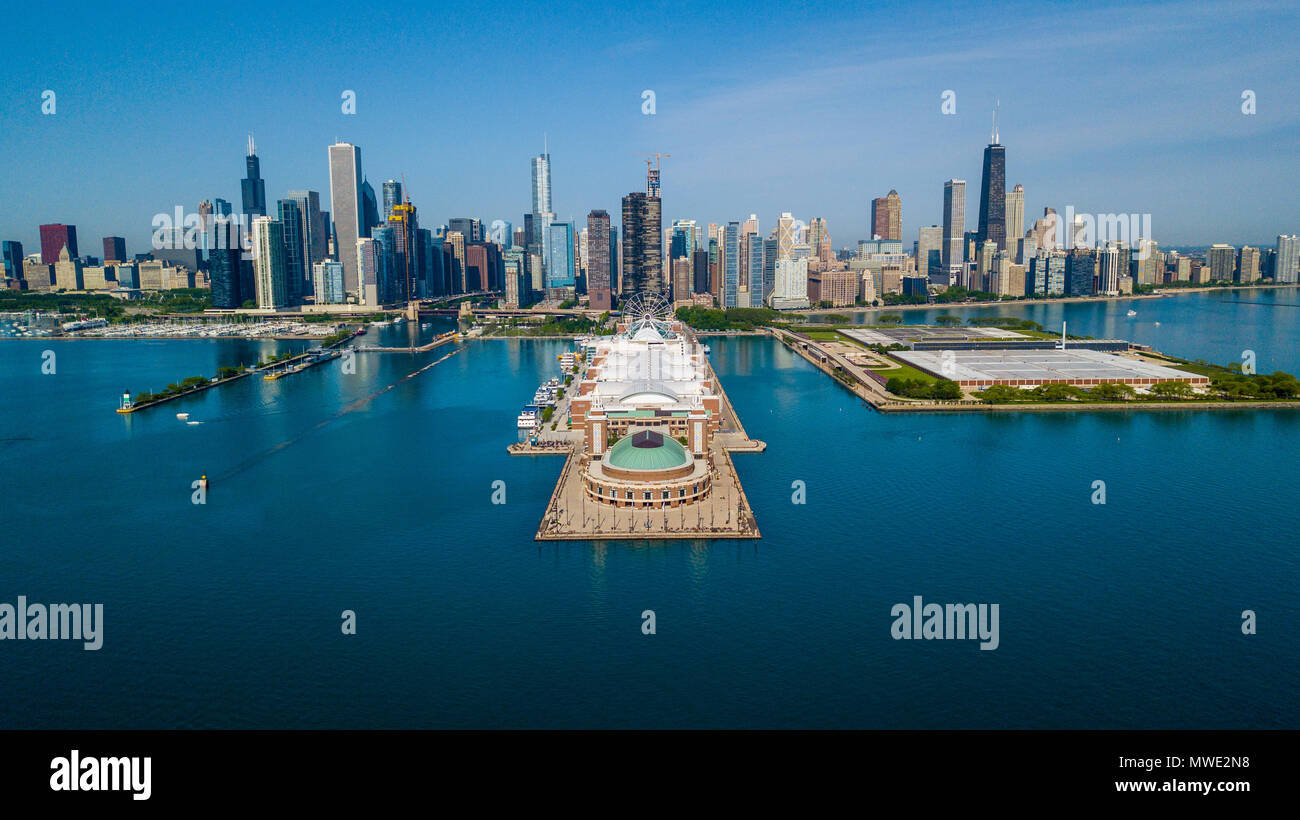 Navy Pier und Skyline von Chicago, Chicago, IL, USA Stockfoto