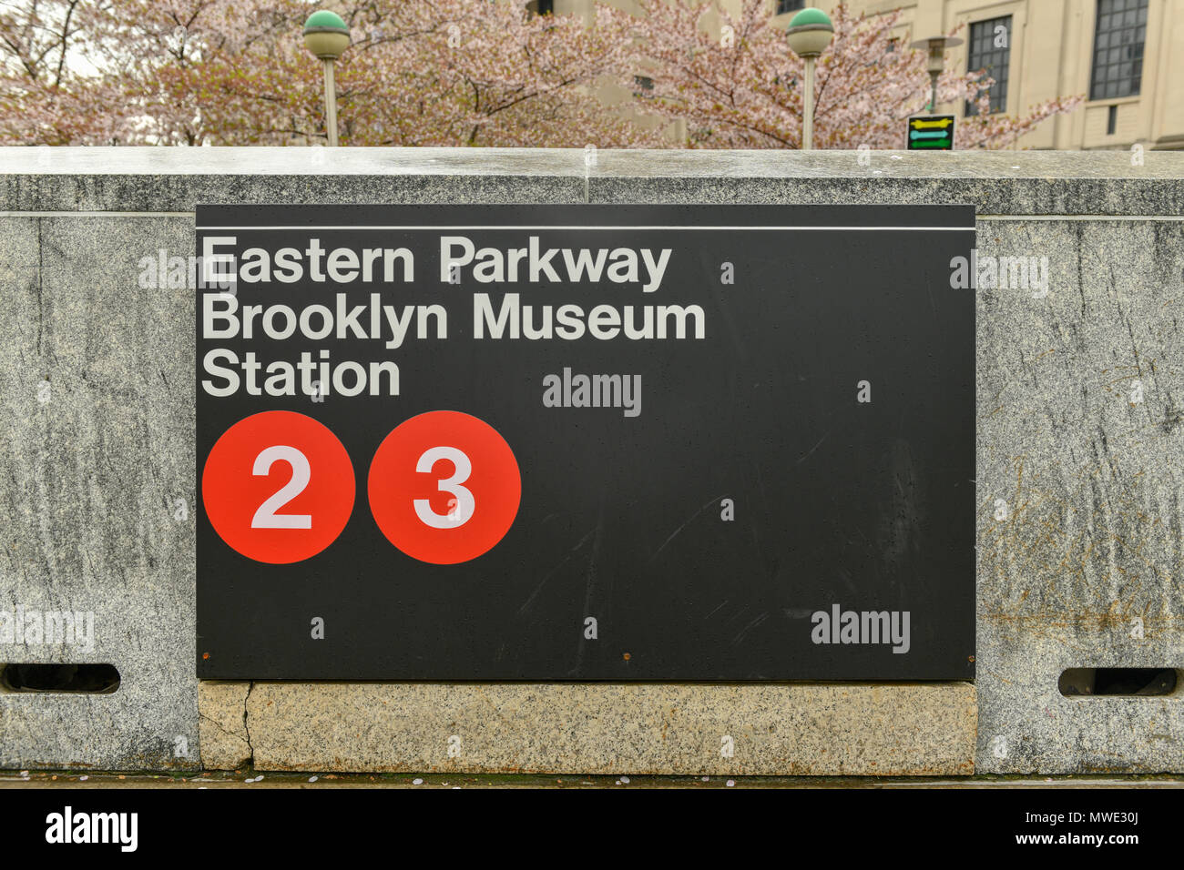 New York City - 27. April 2018: Eastern Parkway, Brooklyn Museum der U-Bahn Station in New York City. Stockfoto