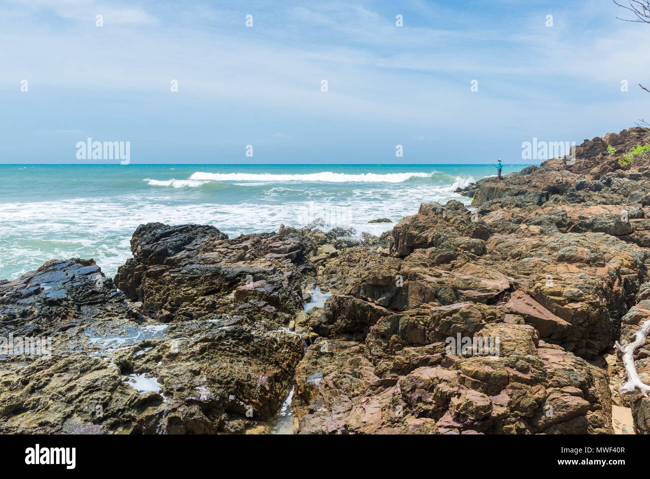 Itacaré, Brasilien - 7. Dezember 2016: Fischer an itacarezinho Strand von Bahia in Brasilien Stockfoto