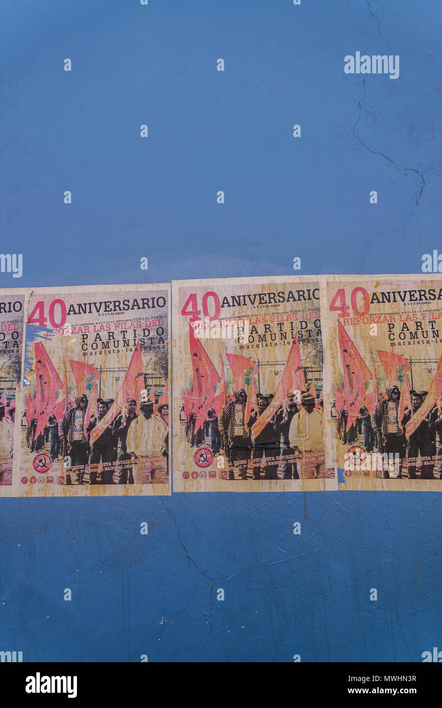 Kommunistischen Partei Plakate auf der Straße Wall, Oaxaca, Mexiko Stockfoto