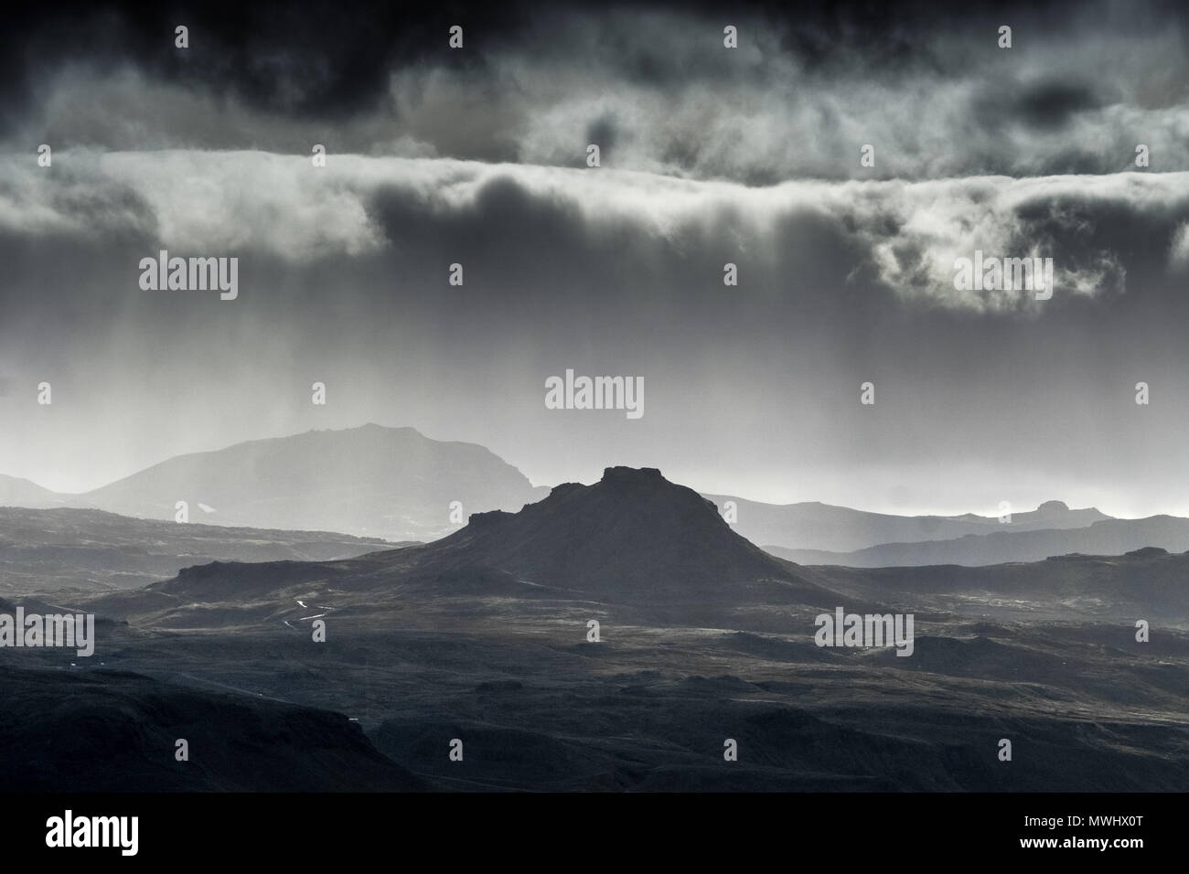 Wolken an der Küste der Halbinsel Snaefellsnes Stockfoto