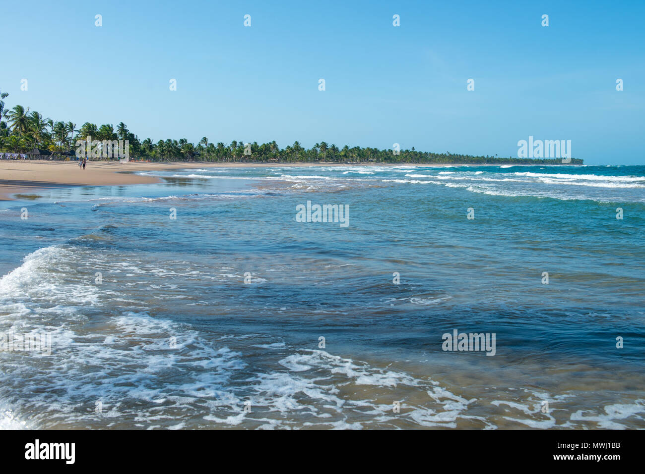 Itacaré, Brasilien - 8. Dezember 2016: schöne Landschaften und Wasser Textur Formen am Strand in Ninh Binh in Brasilien Stockfoto