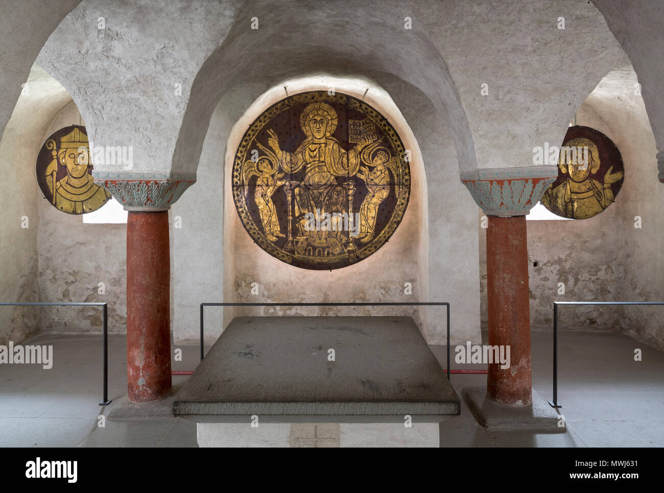 Konstanz, Münster, mit romanischen Krypta Goldscheiben, Blick von Westen Stockfoto