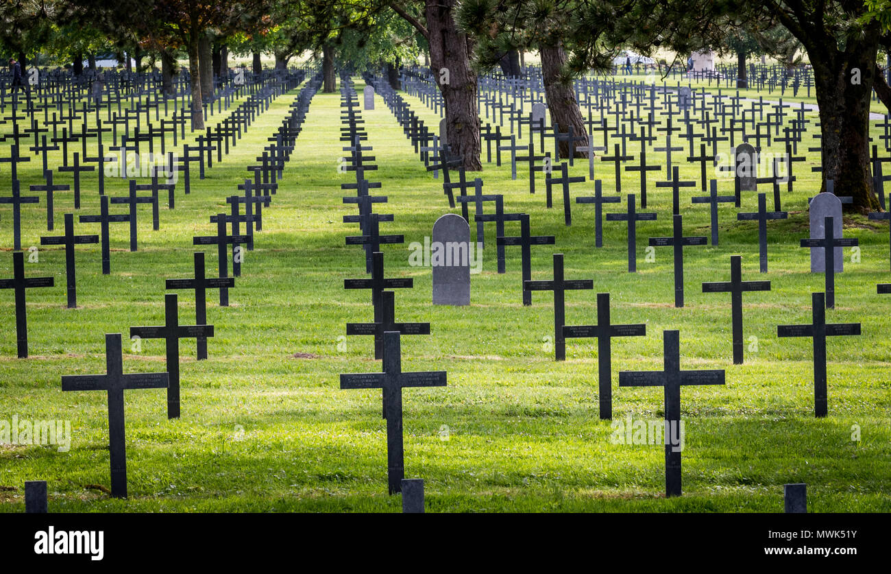 Deutsche Ersten Weltkrieg Friedhof Neuville St. Vaast, in der Nähe von Arras, Frankreich Stockfoto