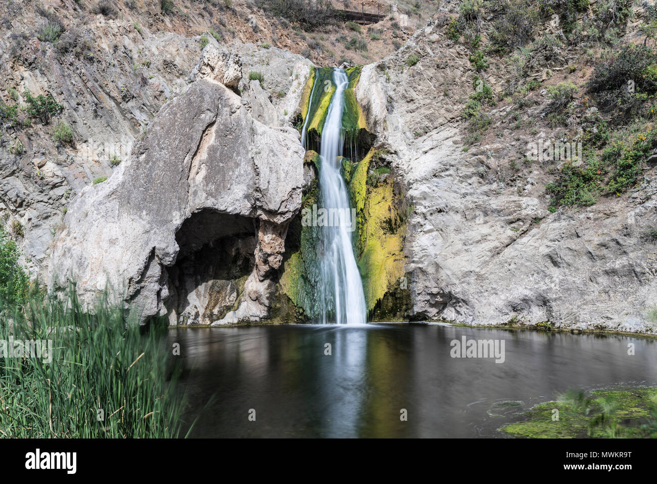 Paradies fällt mit Motion blur Wasser an der szenischen Wildwood Regional Park in Thousand Oaks, Kalifornien. Stockfoto