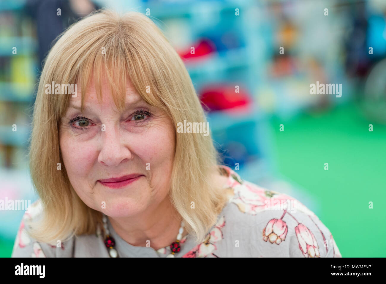 Helen F. Rappaport, britischer Autor und ehemalige Schauspielerin. Sie ist spezialisiert in der Viktorianischen Ära und das revolutionäre Russland im Hay Festival der Literatur und Künste, Mai 2018 Stockfoto