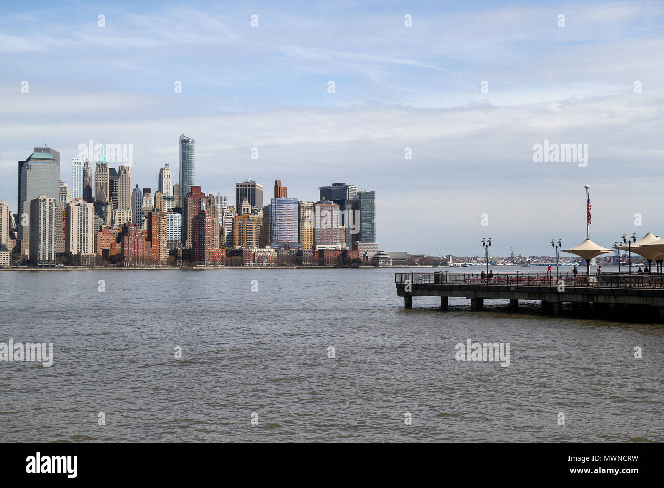 J. Owen Grundy Park, Jersey City, New Jersey, mit Blick auf Lower Manhattan, New York City, New York, Stockfoto