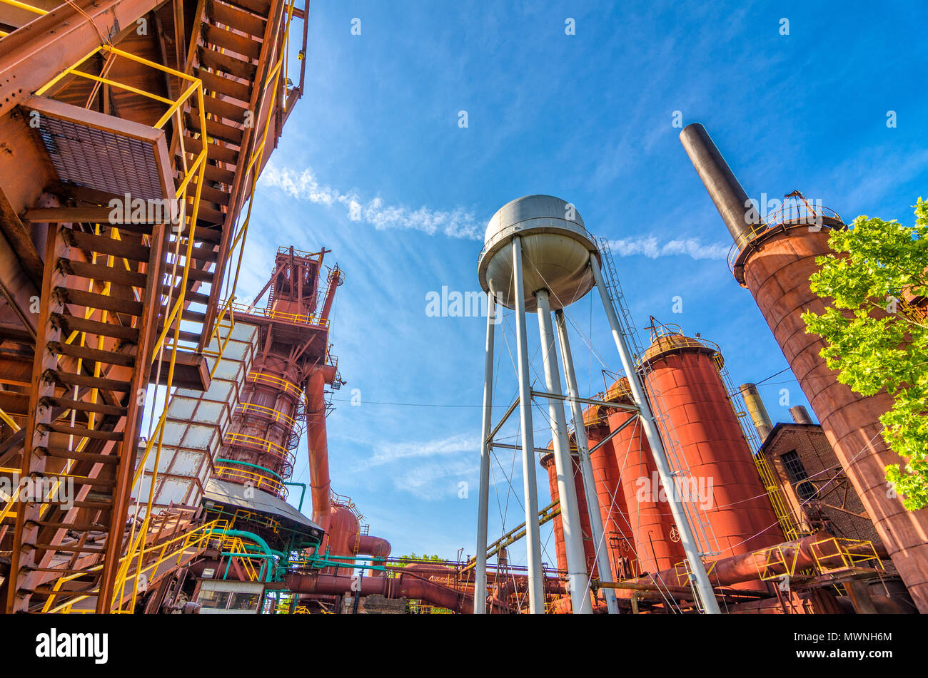 Birmingham, Alabama, USA historische Bügeleisen factory Türmen. Stockfoto