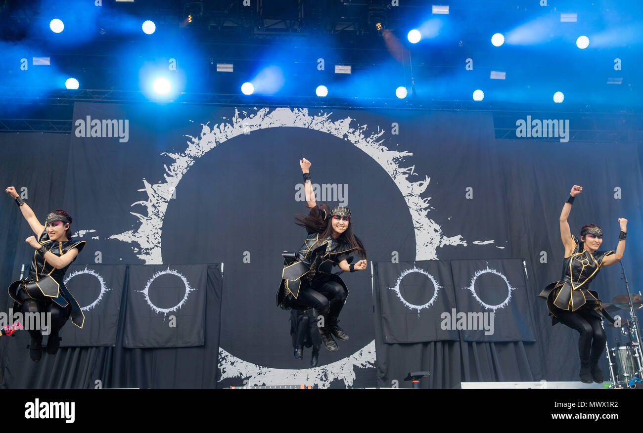 Nürnberg, Deutschland. 2. Juni 2018. Japanische Metal Band 'Babymetal' auf der open-air Festival "Rock im Park". Foto: Daniel Karmann/dpa Quelle: dpa Picture alliance/Alamy leben Nachrichten Stockfoto