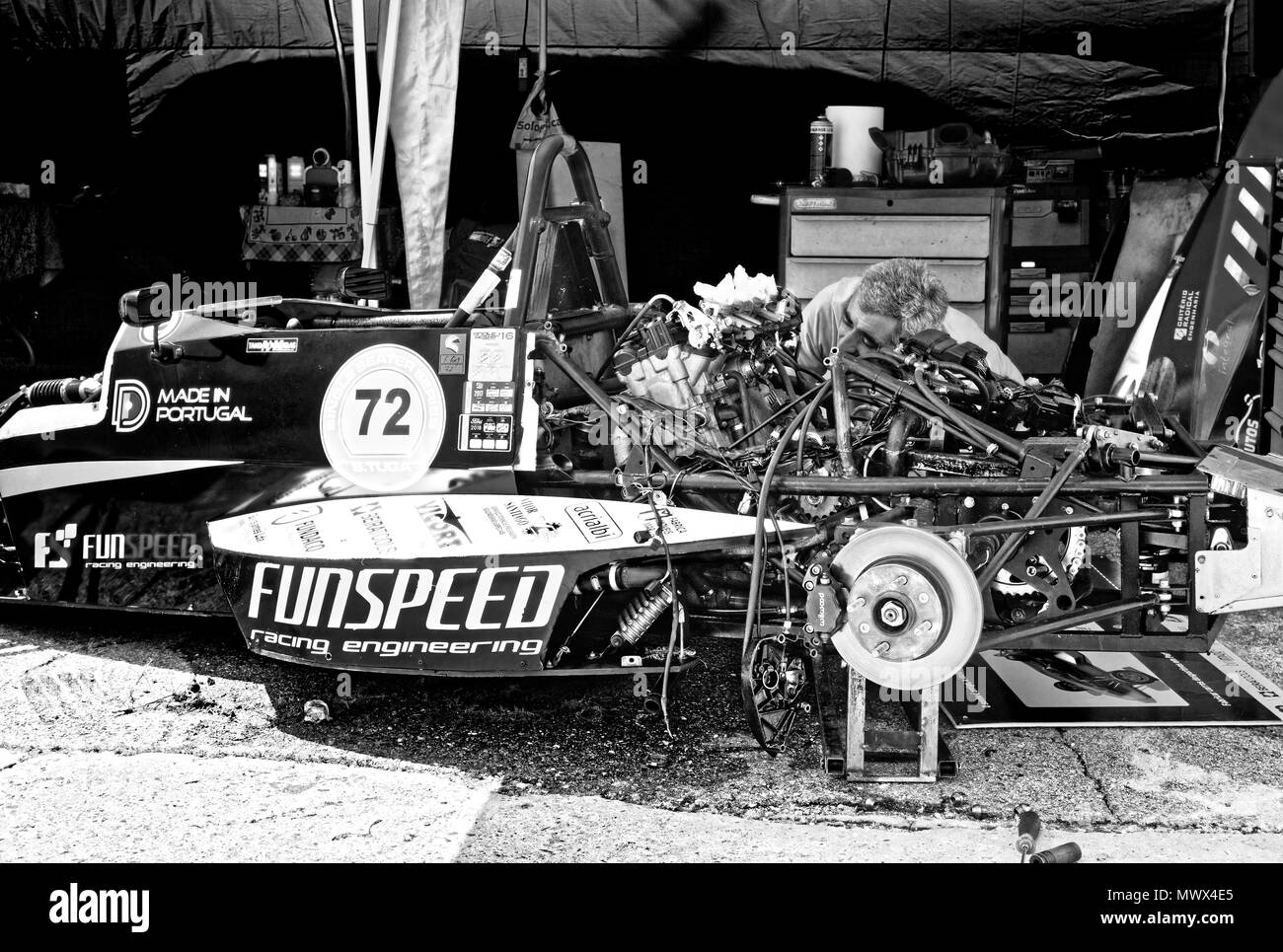 Madrid, Spanien. 2. Juni 2018. Neue Ausgabe von Jarama Classic, Classic cars Racing in diesem Jahr um Porsche, Stromkreis des Jarama, Madrid, Spanien Kredit gewidmet: EnriquePSans/Alamy leben Nachrichten Stockfoto