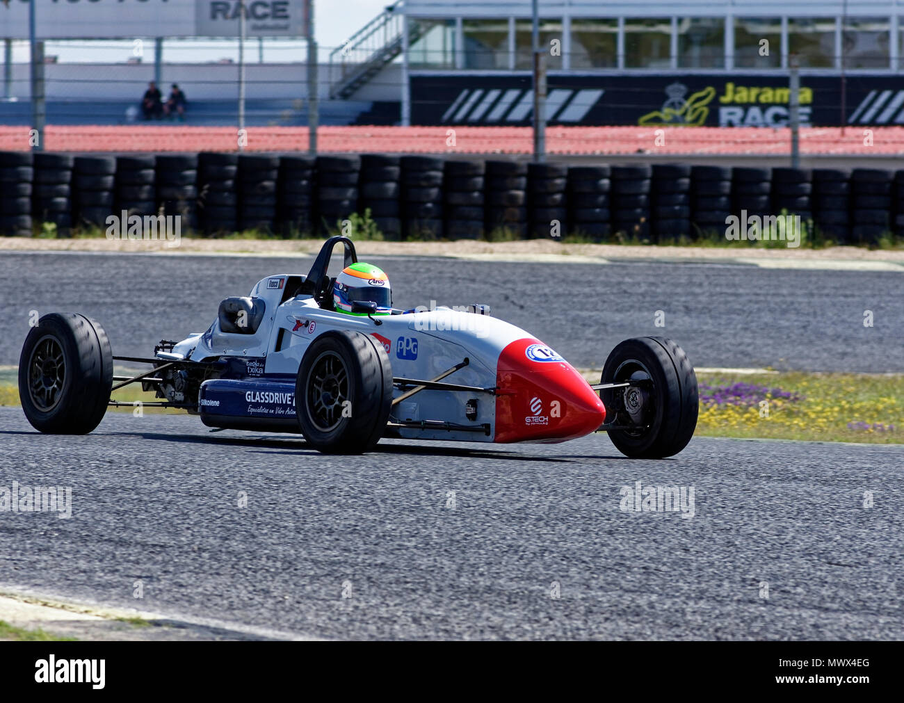 Madrid, Spanien. 2. Juni 2018. Neue Ausgabe von Jarama Classic, Classic cars Racing in diesem Jahr um Porsche, Stromkreis des Jarama, Madrid, Spanien Kredit gewidmet: EnriquePSans/Alamy leben Nachrichten Stockfoto