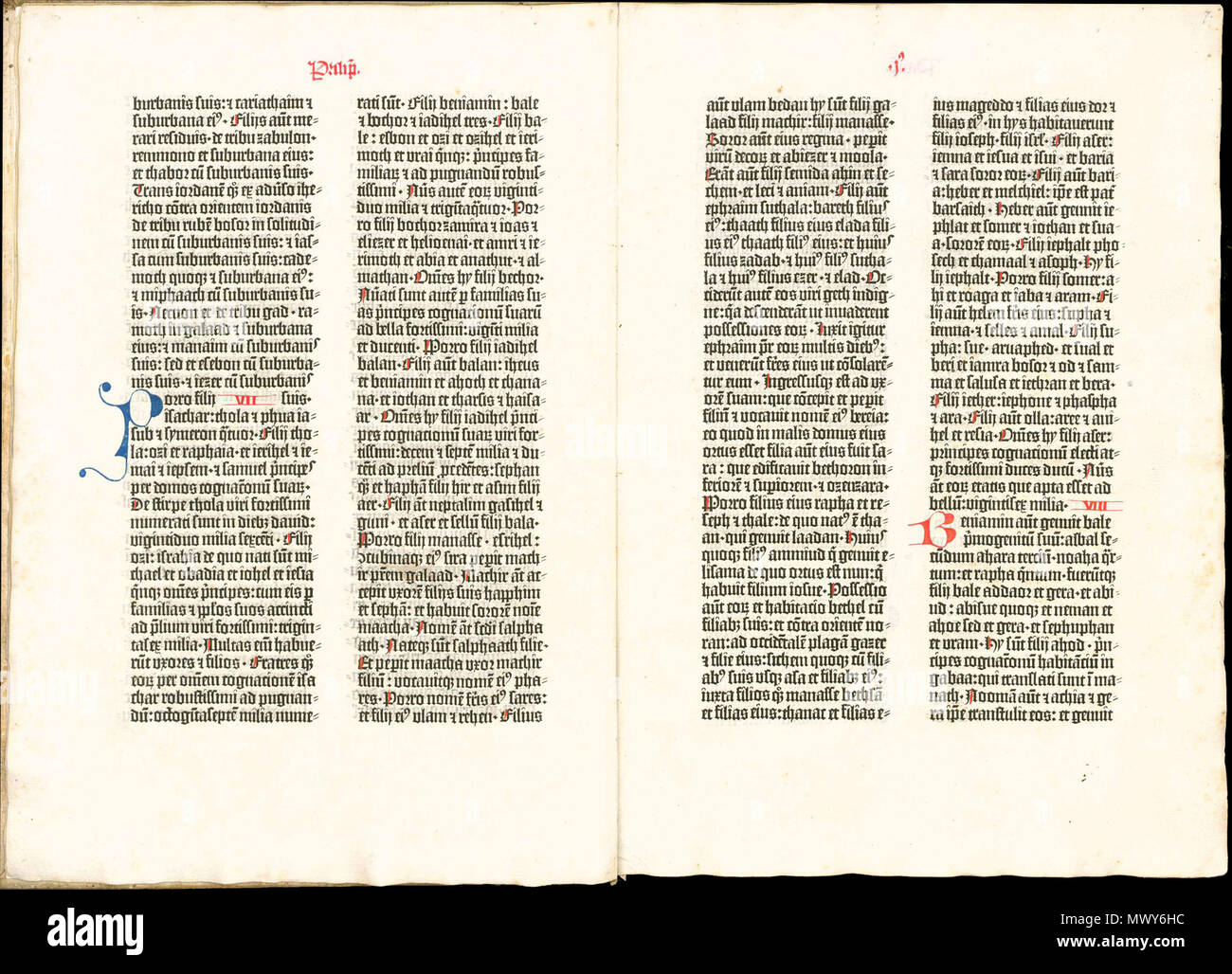 . Englisch: Vom 36 Verbreitung der Bibel gedruckt in 1458 - 1460 s in Bamberg. Kopie der Bayerischen Staatsbibliothek. Русский: Разворот из Библии, 36 строчной напечатанной в 1458 - 1460-х годах в Бамберге. Из экземпляр Баварской государственной библиотеки. 1458 - 1460. Unbekannter Drucker. Mai Johannes Gutenberg oder Albrecht Pfister. 16 36 Online Bibel Stockfoto