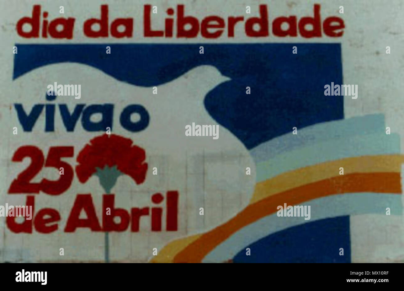 . Português: Fotografia de Mural de 1975 Français: Mural de la Revolución de Los Claveles. 1980. Colecção António Weiterempfehlen Esteves 433 Wandbild 2 Stockfoto