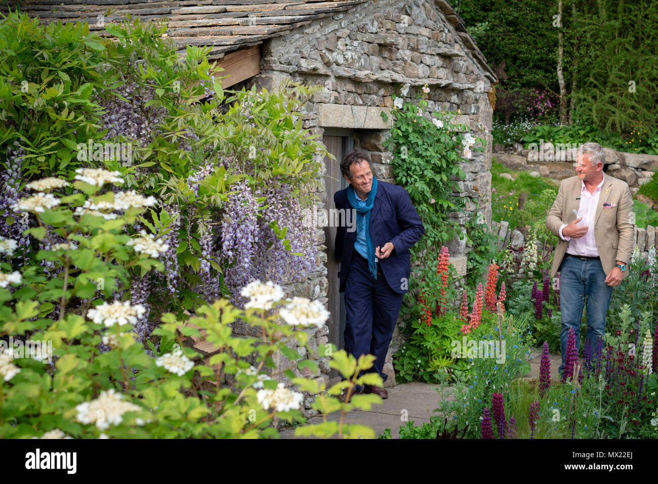 Garten TVModeratorin und Schriftstellerin, Monty Don, ist von der BBC