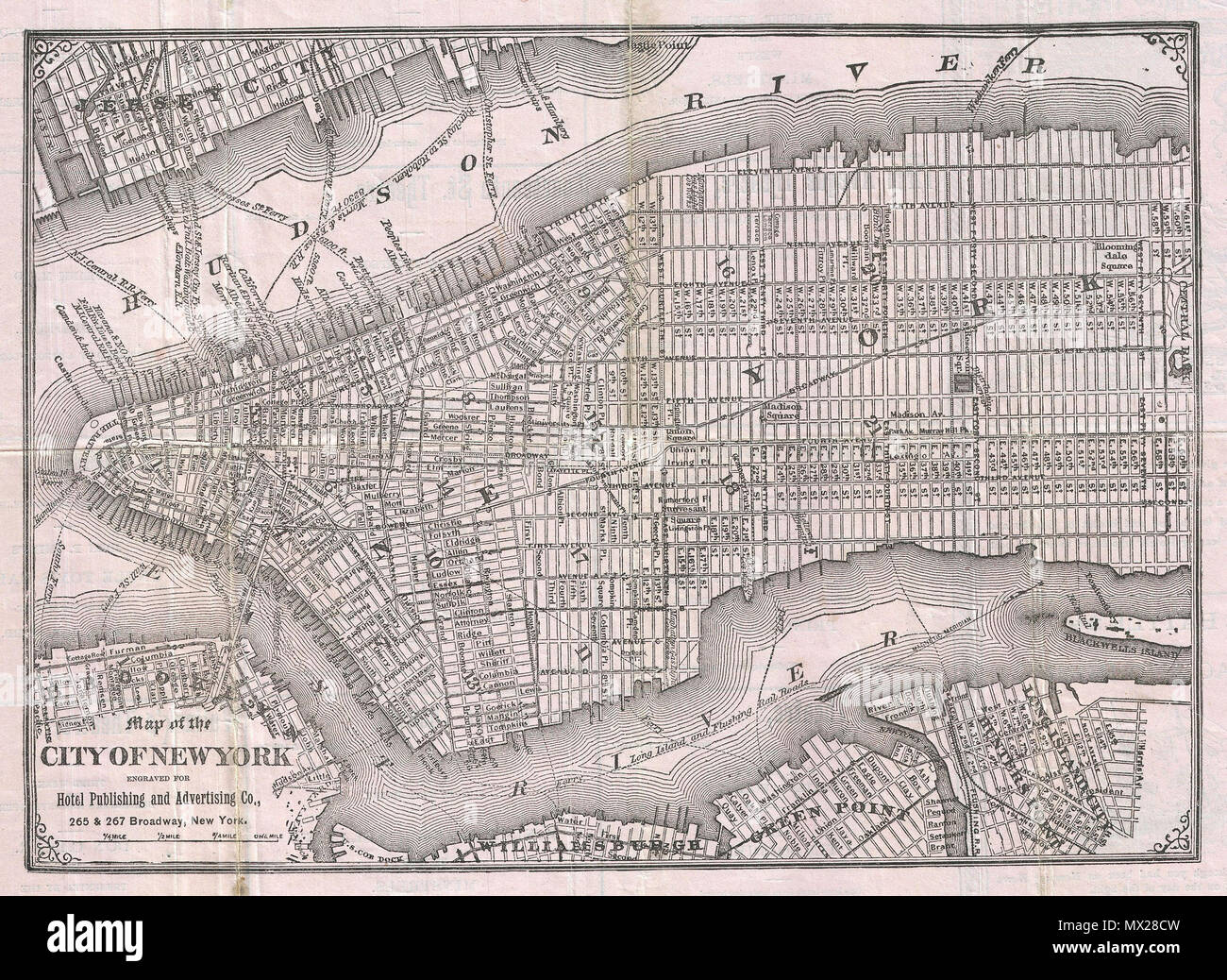 . Karte der Stadt New York graviert für Hotel- und Werbebranche Co. Englisch: Dies ist eine ungewöhnliche kleine Karte von New York gedruckt C. 1886 Durch den Hotel- und Werbebranche Firma von New York. Abdeckungen Manhattan unten 61. Straße sowie Teile der angrenzenden Brooklyn, New York, Williamsburg, Greenpoint, Jäger, und Long Island City. Zeigt Fährüberfahrten, Piers, Parks, Straßen und Stadt Bezirke. Auf der Rückseite verschiedene Theater Werbung gedruckt wurden. . 1886 (undatiert) 10 1886 Hotels und Theater Werbung Karte von New York City - Geographicus-NewYork - hotelpublishing - Stockfoto