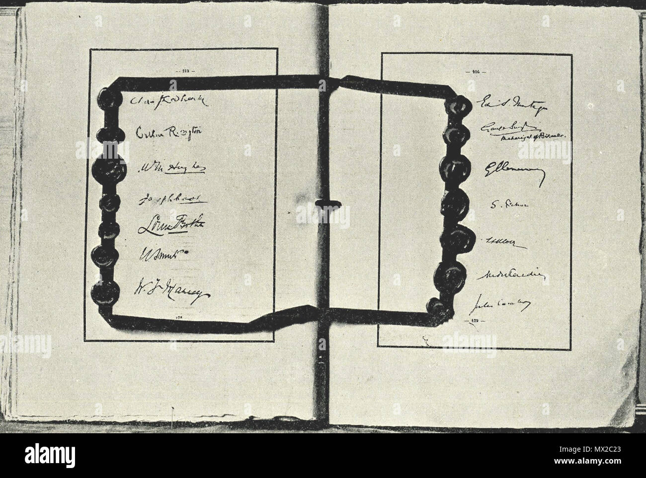 559 Unterschriften du "Traité de Versailles 28 juin 1919 - Seite 215 Stockfoto