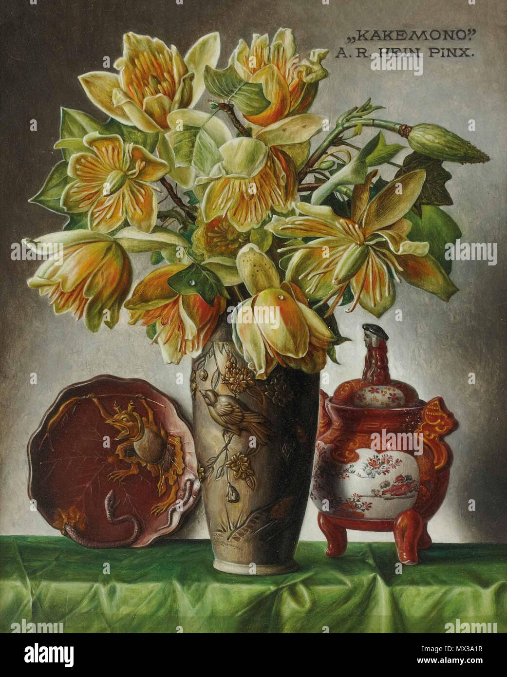 . Deutsch: Blumenstrauß in Vase und asiatischer Dekor. Von 1936. Alois Raimund Hein (1852-1936) 40 Alois Raimund Hein Kakemono Stockfoto