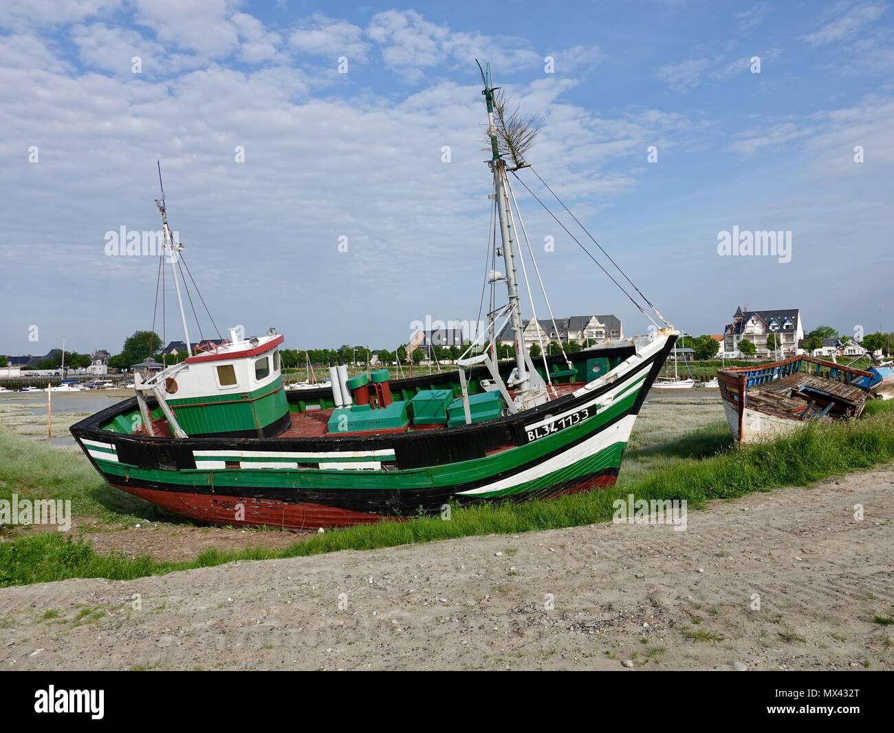 Boot am Ufer, Le Crotoy, Frankreich Stockfoto