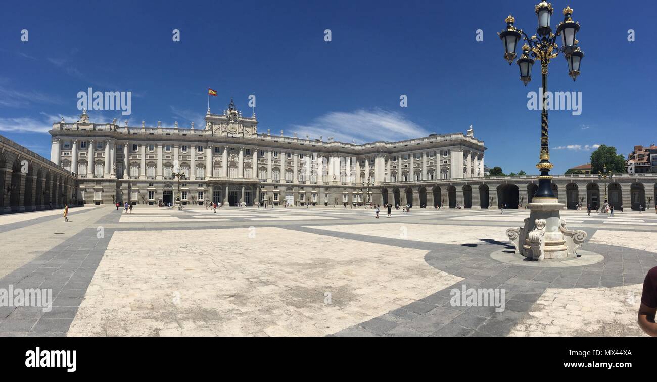 Vista del Palacio Real de Madrid Stockfoto