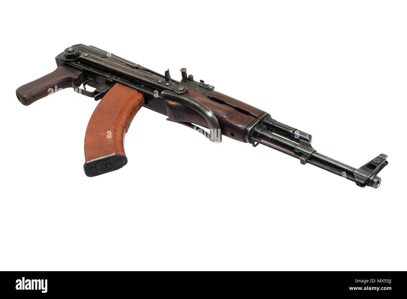 AKMS (avtomat Kalashnikova) airborn Version von kalaschnikow Sturmgewehr auf Weiß Stockfoto